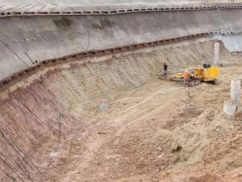 察哈尔右翼前基坑边坡加固